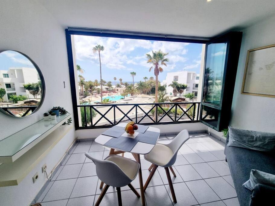 Luxury Ocean View Playa Roca Apartment กอสตา เตกีสเซ ภายนอก รูปภาพ